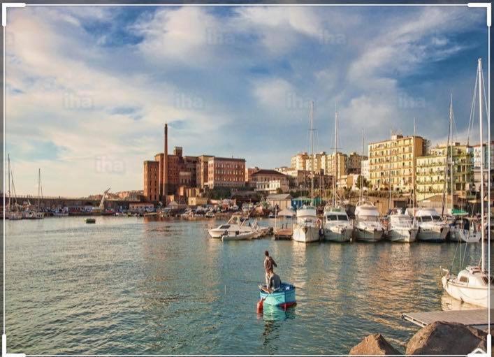 Bed and Breakfast La Via Del Mare Torre del Greco Exterior foto